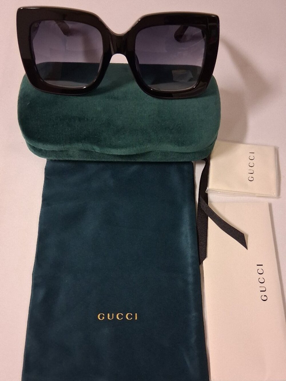 Gucci GG0083S Sunglasses 55-24-140 – Store Sample – Complete Set - Picture 1 of 6